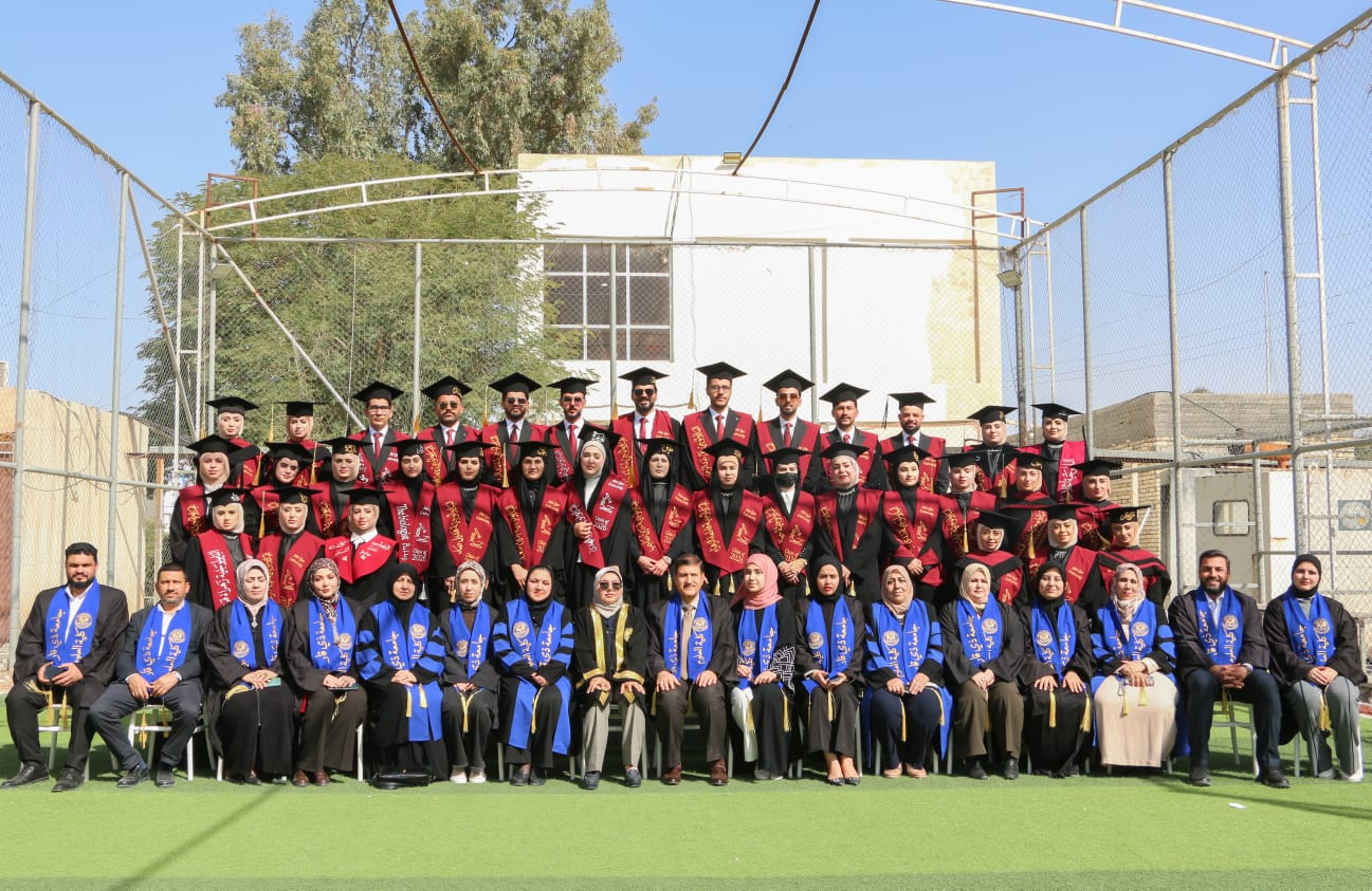 في احتفالية بهيجة.. كلية العلوم تحتفي بتخرج دفعة “أحفاد مندل” من طلبة قسم علوم الحياة..